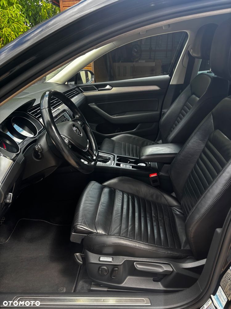 Volkswagen Passat - 5