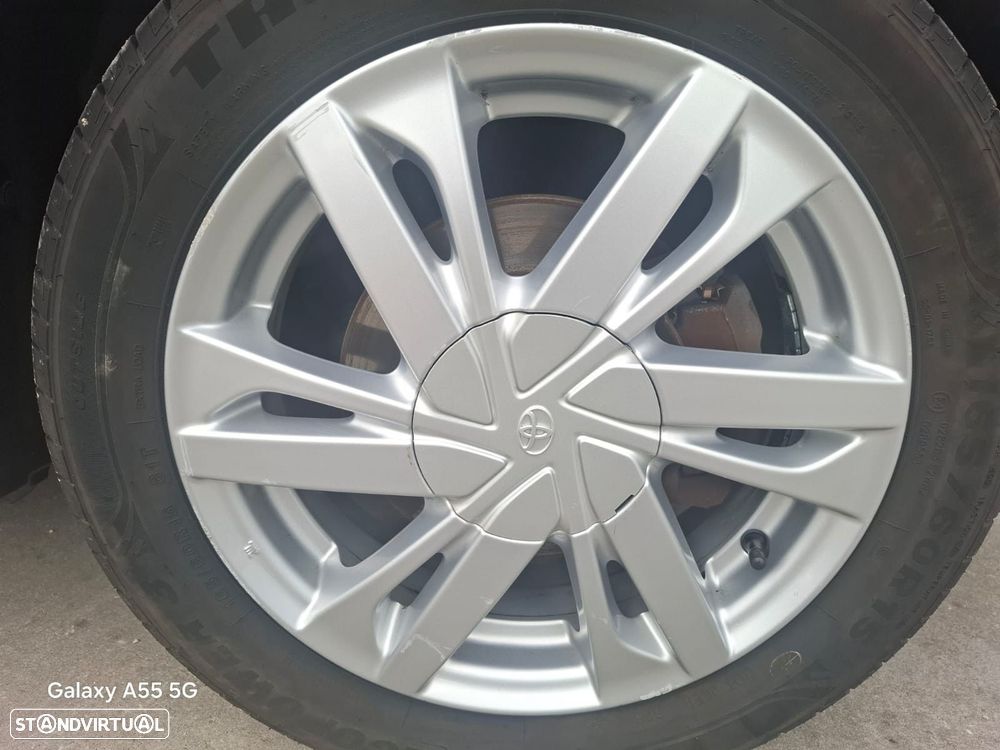 Toyota Aygo 1.0 X-Play Plus+X-Touch - 40