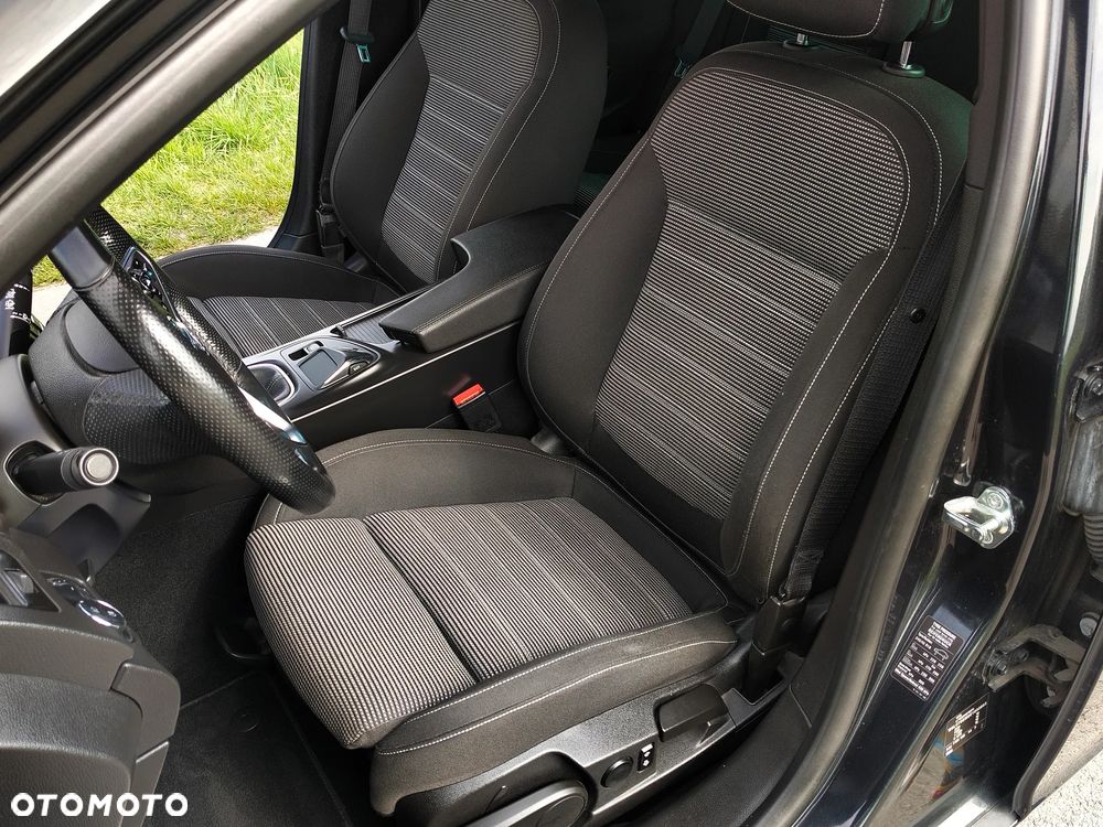 Opel Insignia 2.0 CDTI 4x4 ecoFLEX Start/Stop Business Innovation - 16