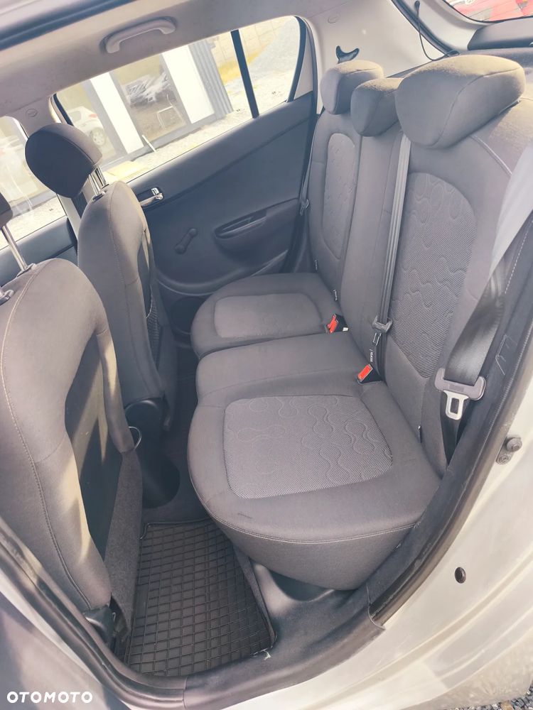 Hyundai i20 1.4 CRDi Classic + EU5 - 15