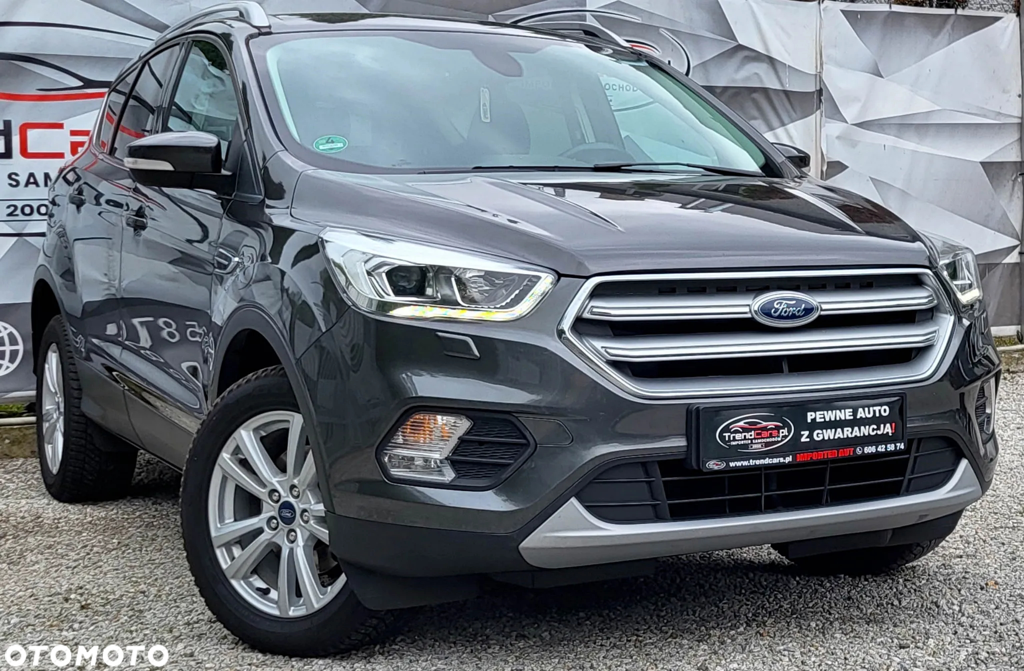 Ford Kuga 1.5 EcoBoost TITANIUM - 11