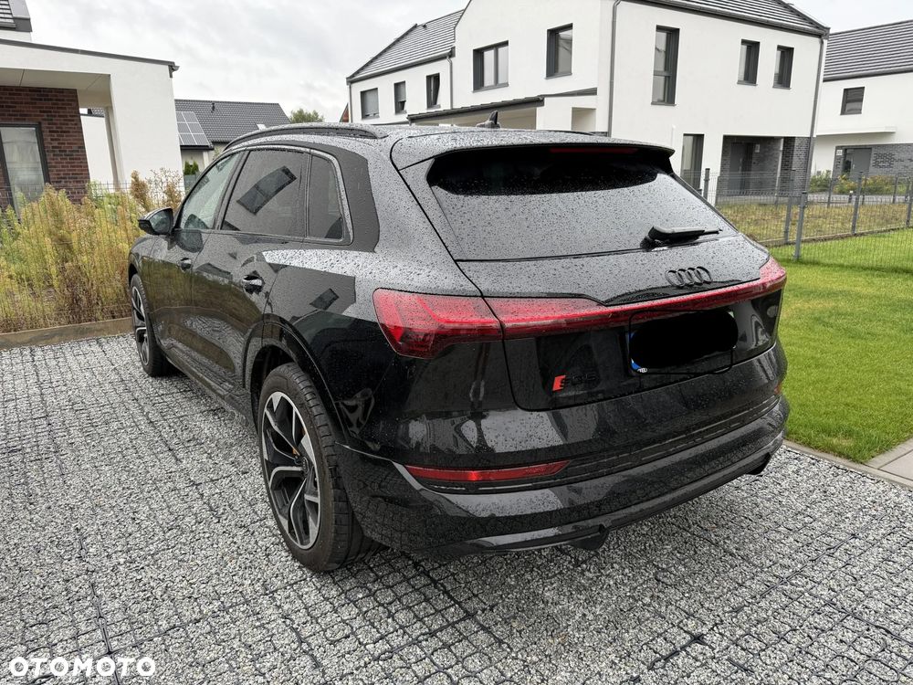 Audi e-tron 55 Quattro S Line - 4