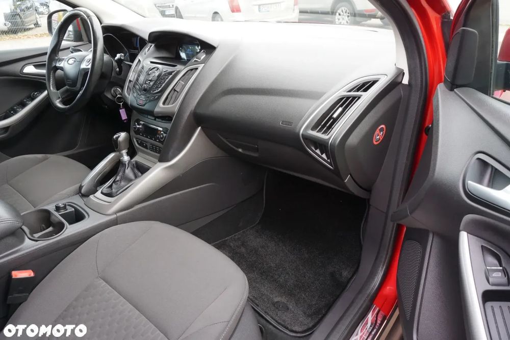 Ford Focus 1.6 EcoBoost S&S - 15