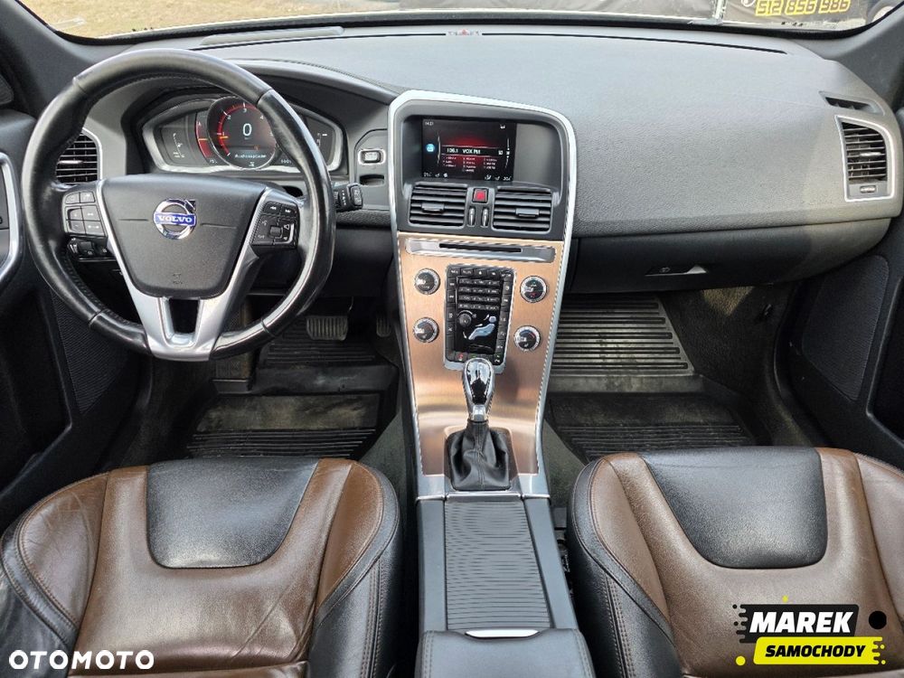 Volvo XC 60 - 6