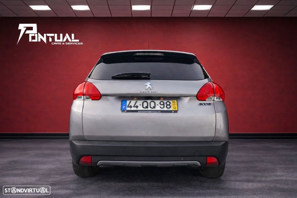 Peugeot 2008 1.2 PureTech Allure - 17