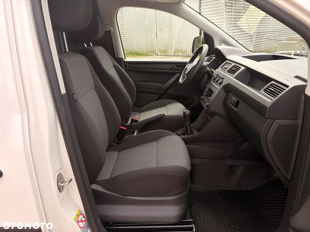 Volkswagen Caddy - 17