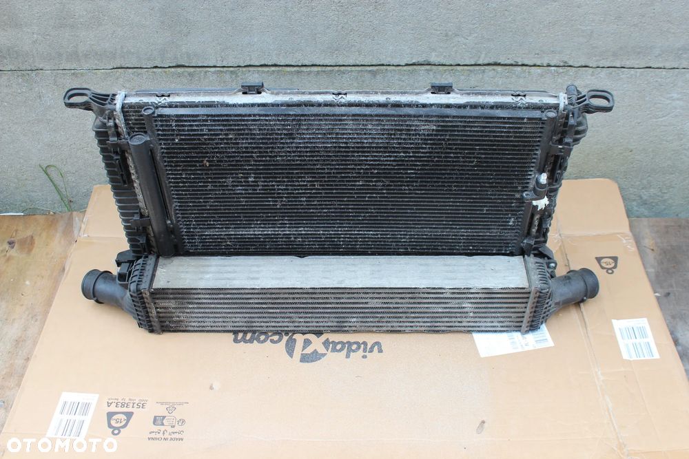 KOMPLET CHŁODNIC WENTYLATOR AUDI A4 A5 Q5 8K0121251T 2014
