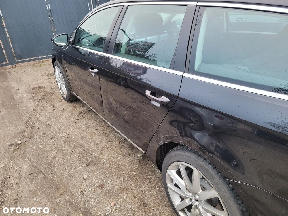 Volkswagen Passat 1.6 TDI Comfortline - 3