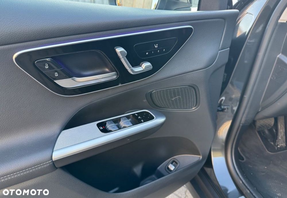 Mercedes-Benz GLC 220 d 4Matic 9G-TRONIC - 8