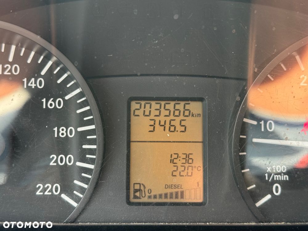 Mercedes-Benz Vito - 15