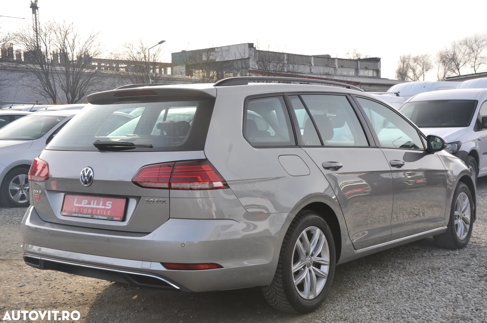 Volkswagen Golf 2.0 TDI DSG BMT Comfortline - 4