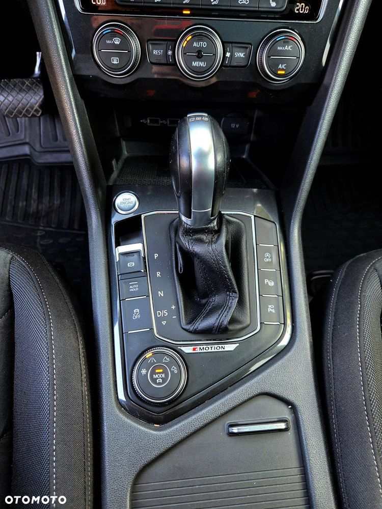 Volkswagen Tiguan 2.0 TDI SCR 4MOTION DSG Highline - 19