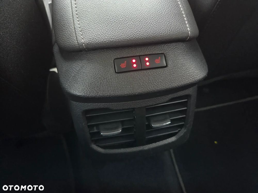 Ford Mondeo SW 1.5 EcoBoost S&S Titanium - 22