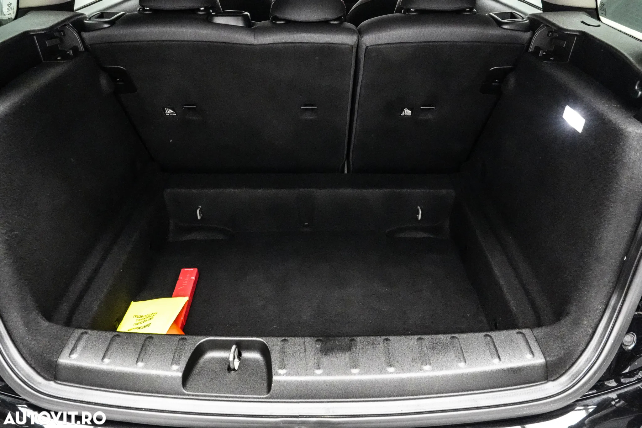 Mini Clubman - 28