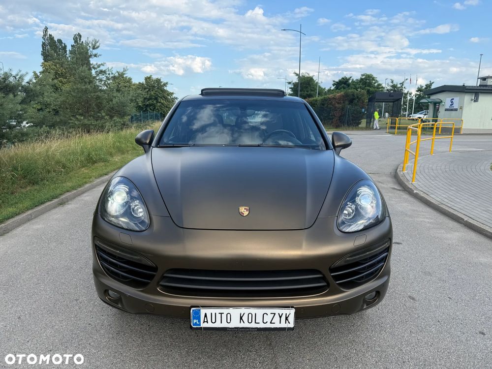 Porsche Cayenne - 2