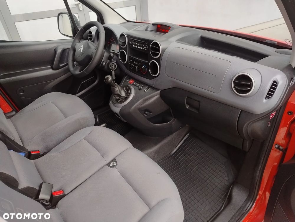 Citroën BERLINGO PO LIFT 1.6 HDI (90KM) 5-BIEGÓW LONG (L2H1) KLIMA STAN IDEALNY SUPER OPCJA 100% BEZWYPADKOWY SERWIS KM NIE MA RDZY ! ! ! - 10