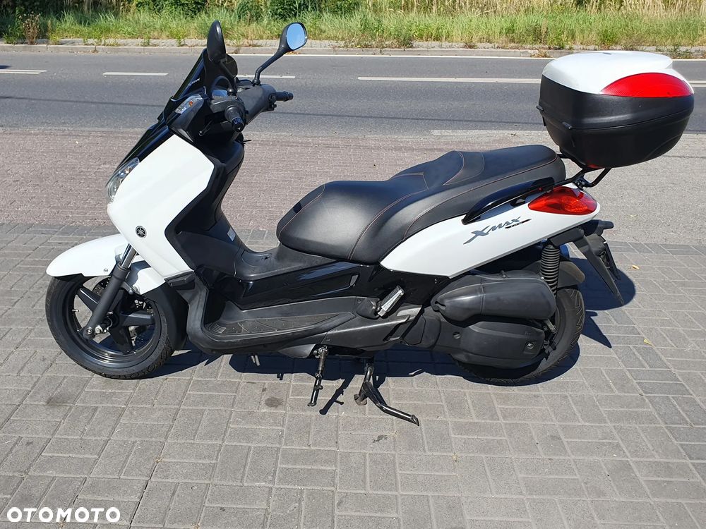 Yamaha X-max - 27