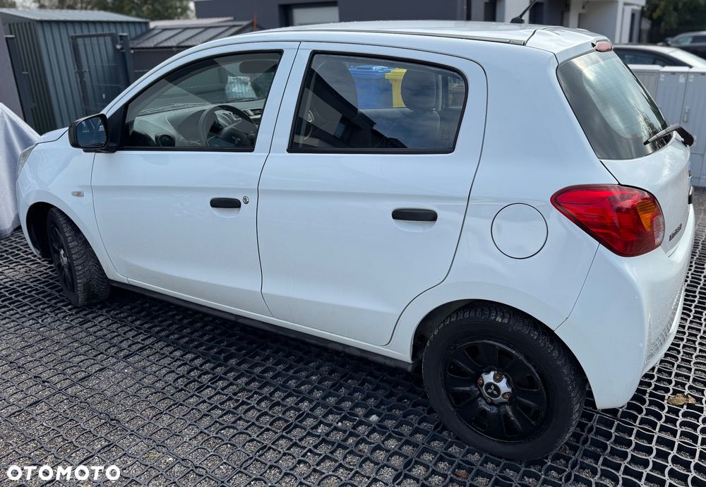 Mitsubishi Space Star 1.0 - 8