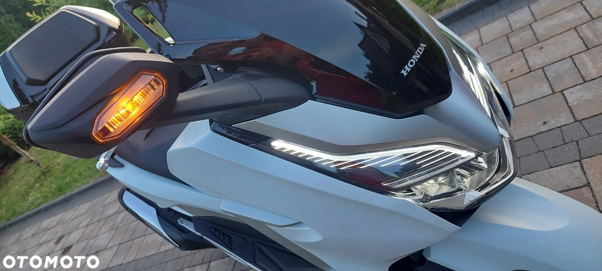 Honda NSS - 13