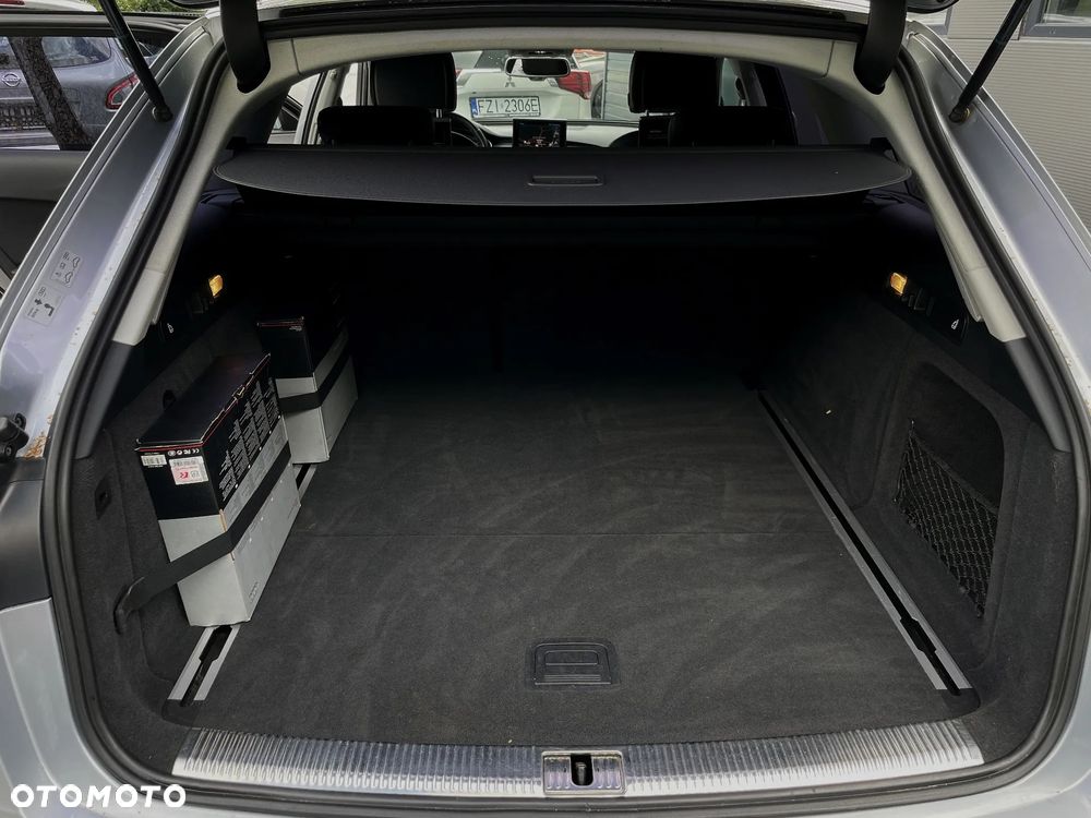 Audi A6 Avant 2.0 TDI Ultra DPF S tronic - 36