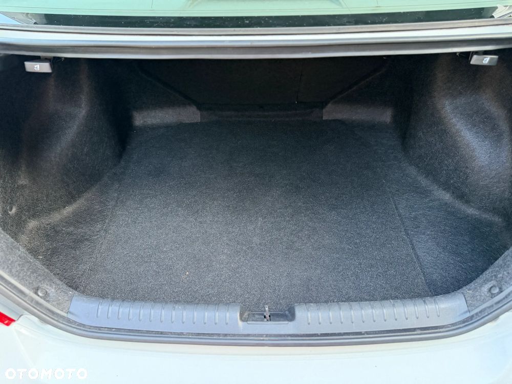 Honda Civic 1.8 Comfort - 33