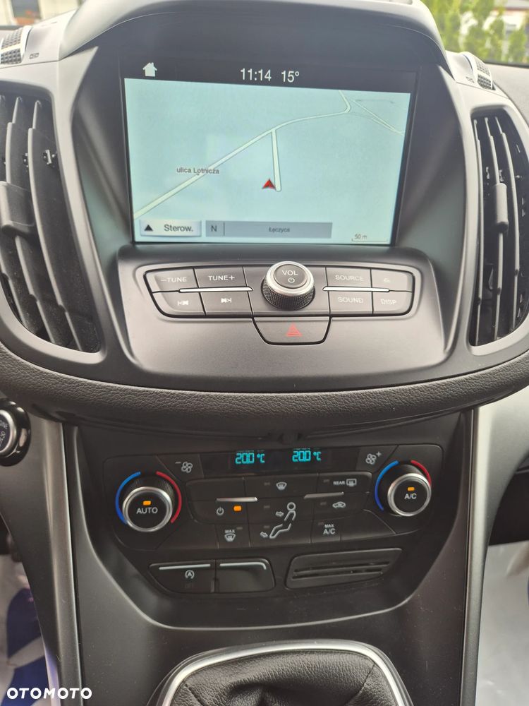 Ford Kuga 1.5 EcoBoost 2x4 Titanium - 21