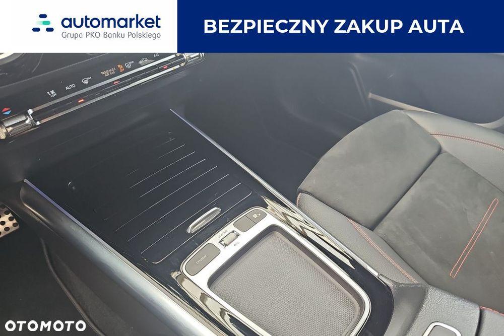Mercedes-Benz GLA 200 mHEV 7G-DCT - 15
