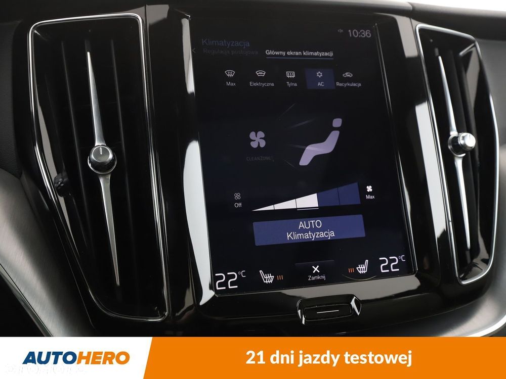 Volvo XC 60 - 25