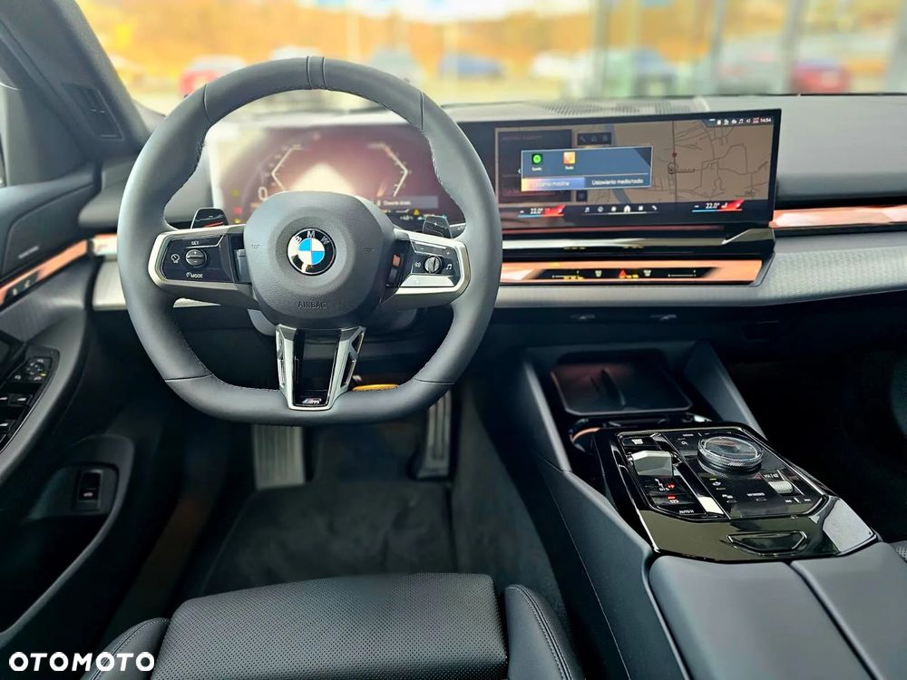 BMW Seria 5 520d xDrive mHEV - 22