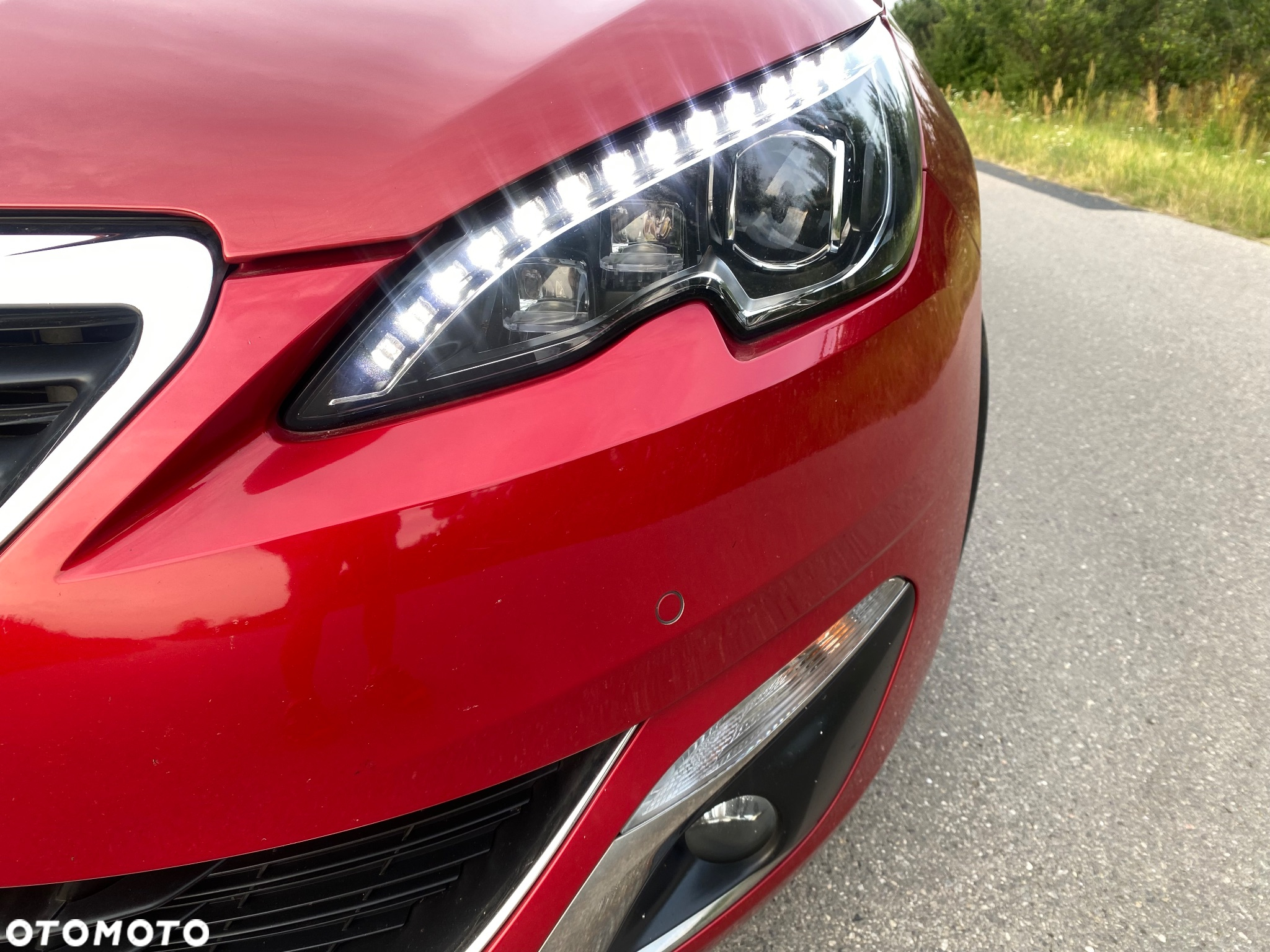 Peugeot 308 1.2 PureTech Allure S&S - 19