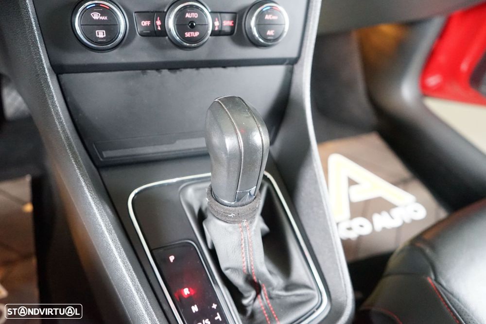 SEAT Leon ST 2.0 TDI S&S DSG FR - 26