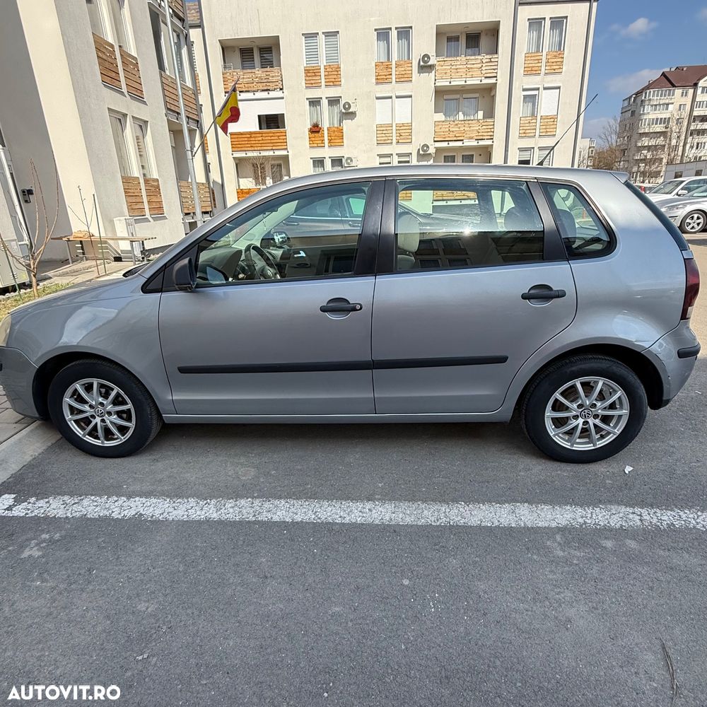 Volkswagen Polo - 4