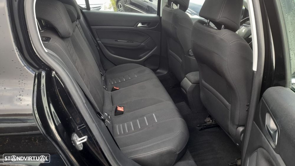 Peugeot 308 1.6 BlueHDi Allure - 16