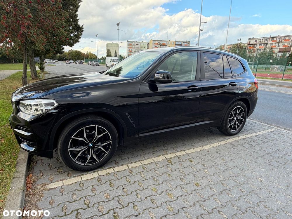 BMW X3 2018 photo 2