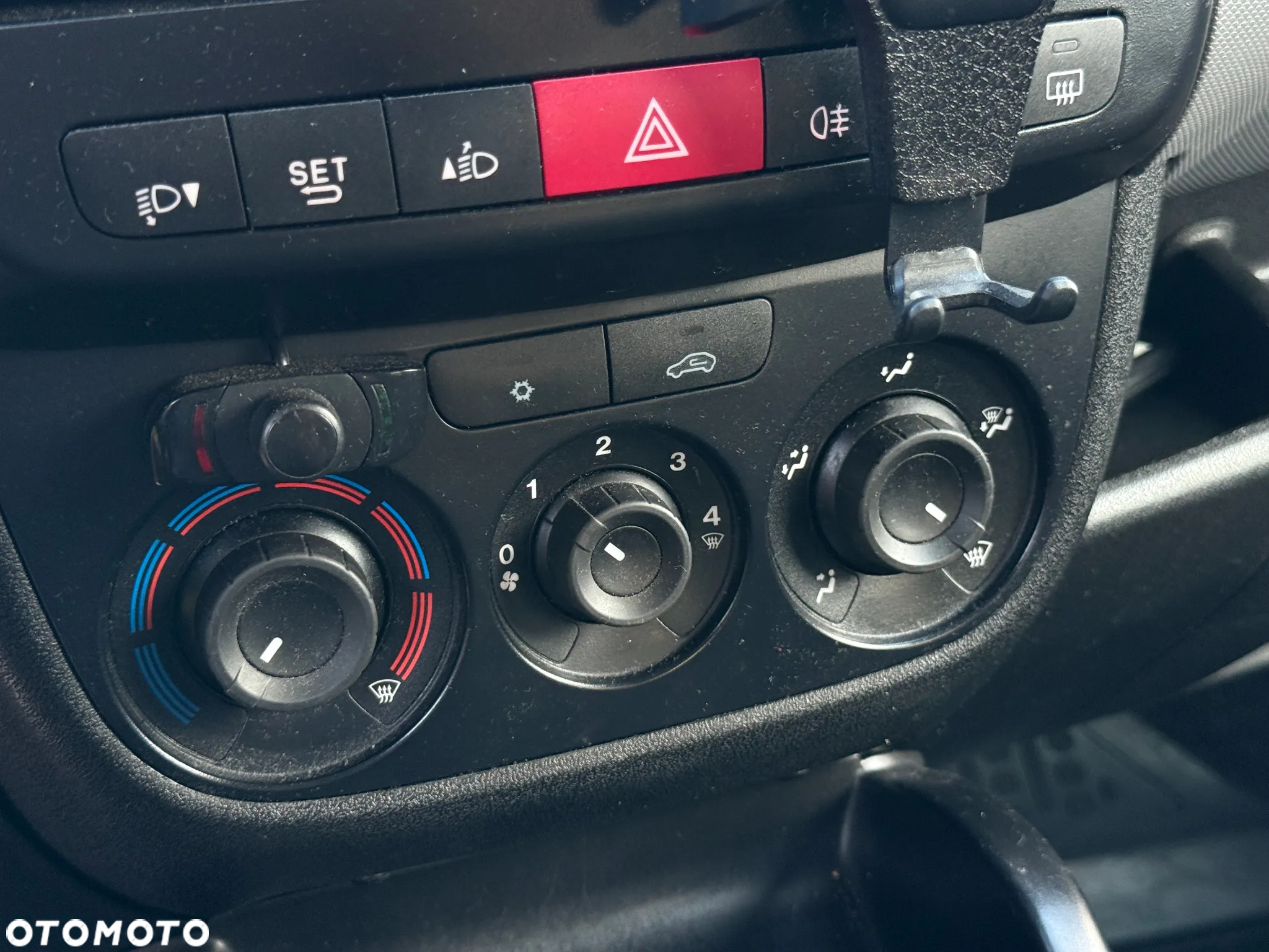 Opel Combo Tour 1.4 Enjoy - 21