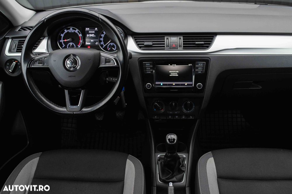 Skoda RAPID 1.0 TSI Clever - 28