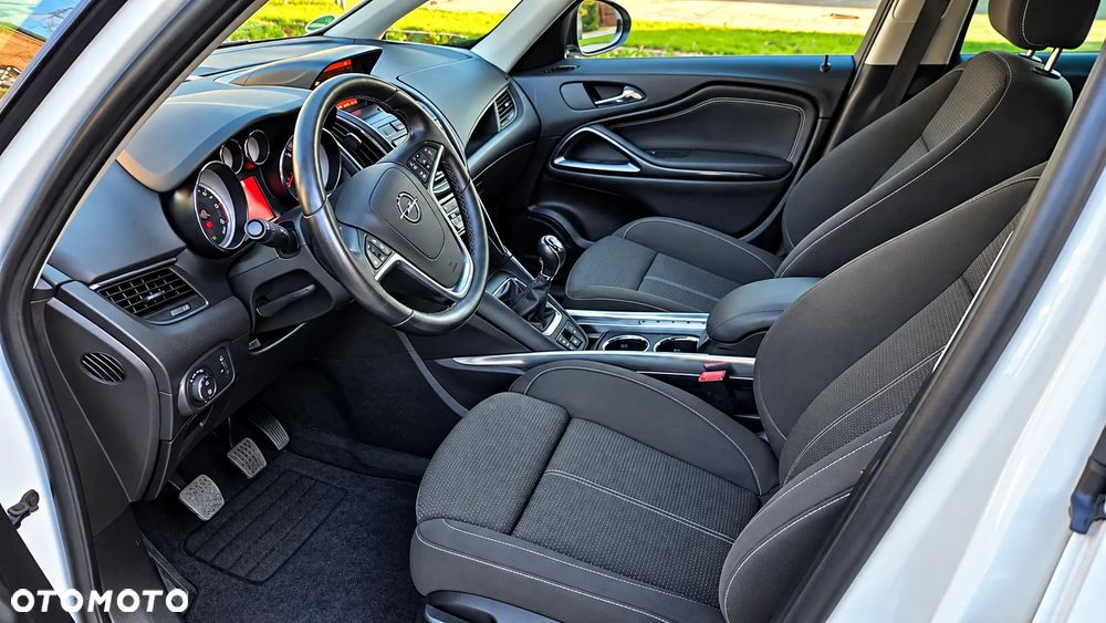 Opel Zafira 2016 photo 5