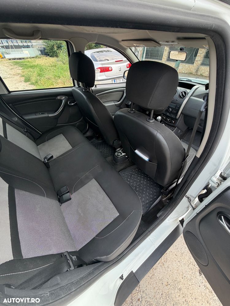 Dacia Duster 1.6 SCe 4WD Comfort - 7