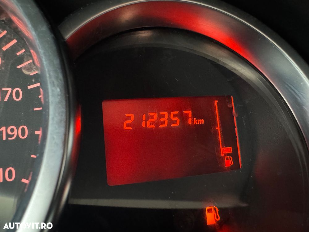 Dacia Duster SCe 115 2WD Prestige - 16