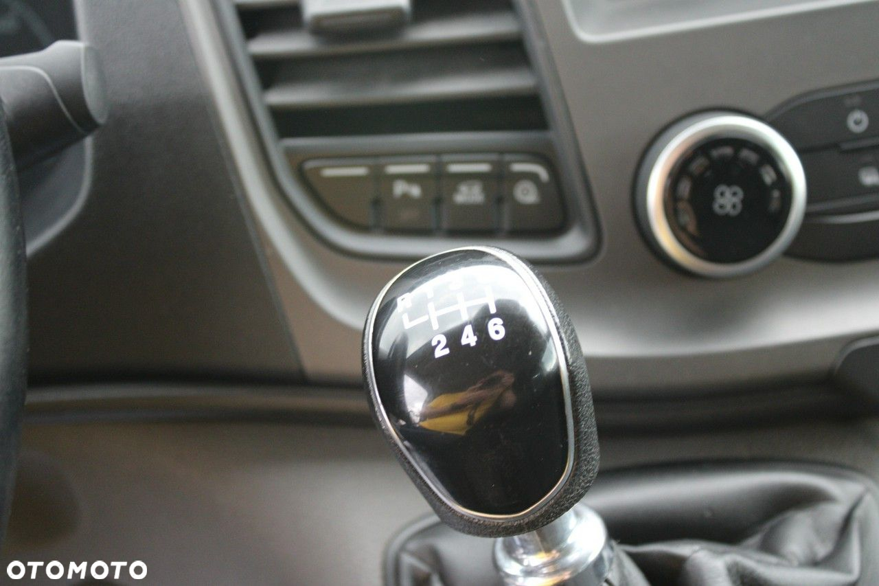 Ford Transit Custom - 22