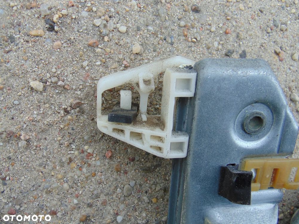 ORYGINAŁ podnośnik mechanizm szyby pasażera prawy przód przedni Renault Megane 2 II 5D 5 drzwi 02-08r - 20