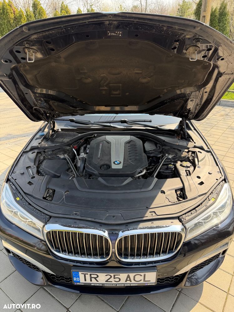BMW Seria 7 750d xDrive - 23