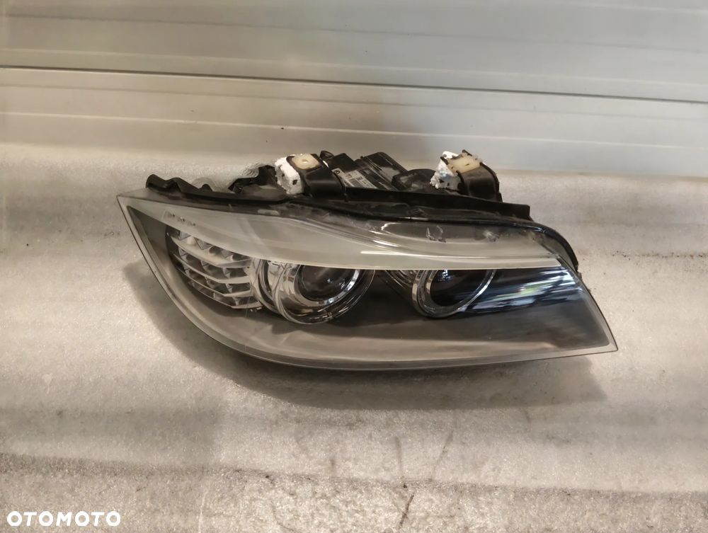BMW 3 E90 LIFT XENON PRZÓD STRONA PRAWA  7202584 - 2
