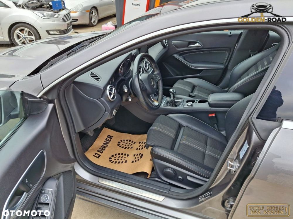 Mercedes-Benz CLA - 10