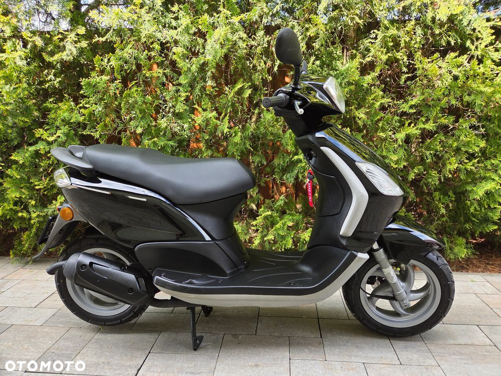 Piaggio FLY - 2