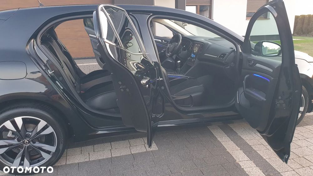 Renault Megane TCe 140 GPF BOSE EDITION - 25