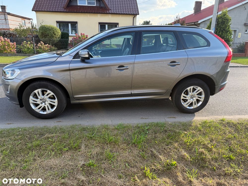 Volvo XC 60 - 4