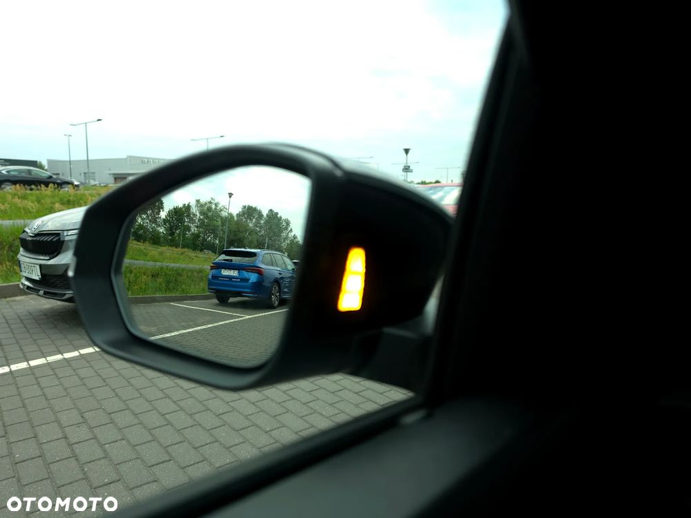 Skoda Fabia 1.0 TSI Monte Carlo - 33