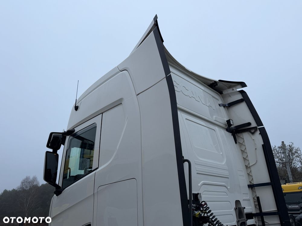 Scania S450 2020/21 ASO kontakt TV cała na poduszce z Niemiec - 19