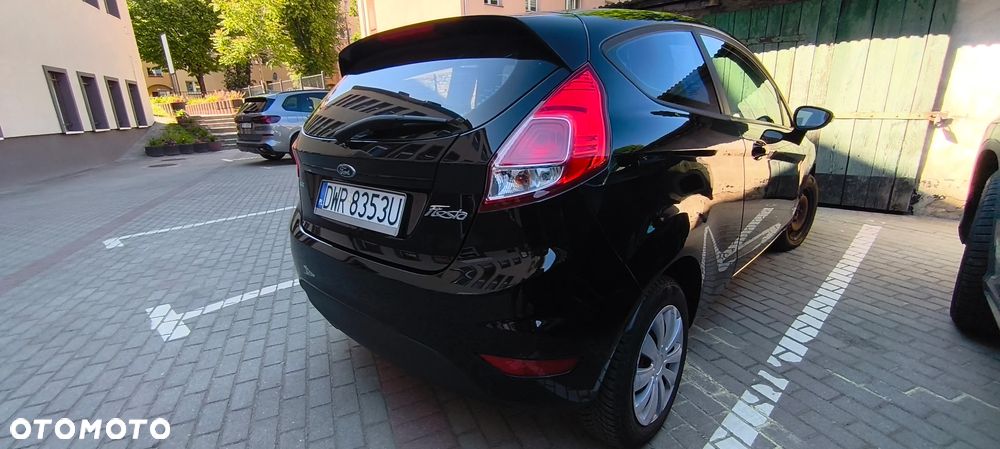 Ford Fiesta 1.4 Titanium EU5 - 4